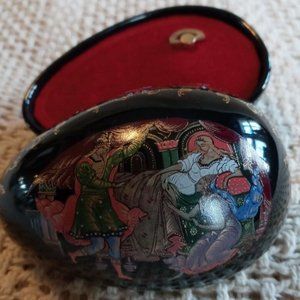 Antique Tianex Sleeping Beauty Porcelain Egg Music Box Signed 1081A-Easter Gift!